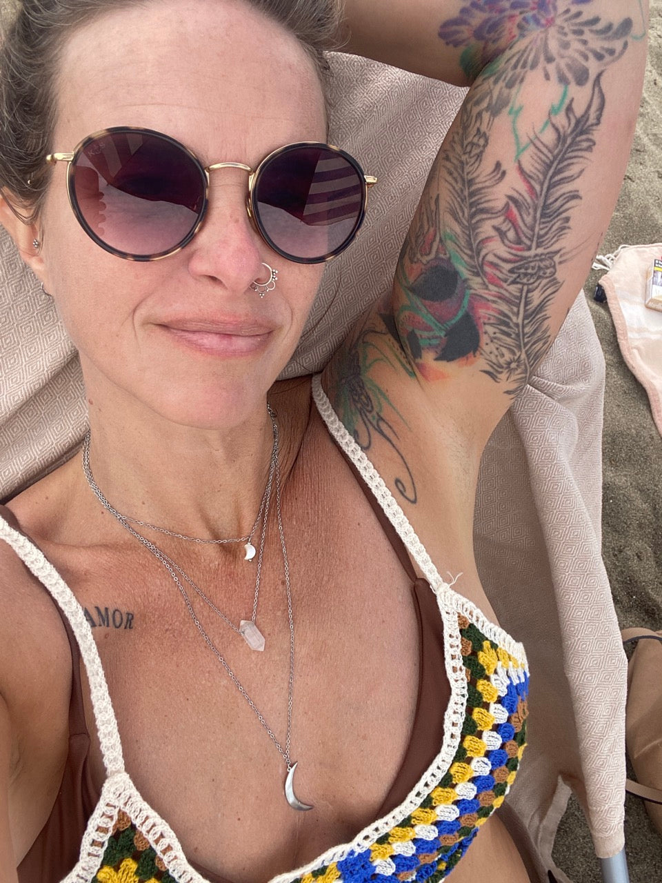 Halbmond Kette – Edelstahlkette mit glänzendem versilbertem Mond-Anhänger | Zeitloser Boho Schmuck