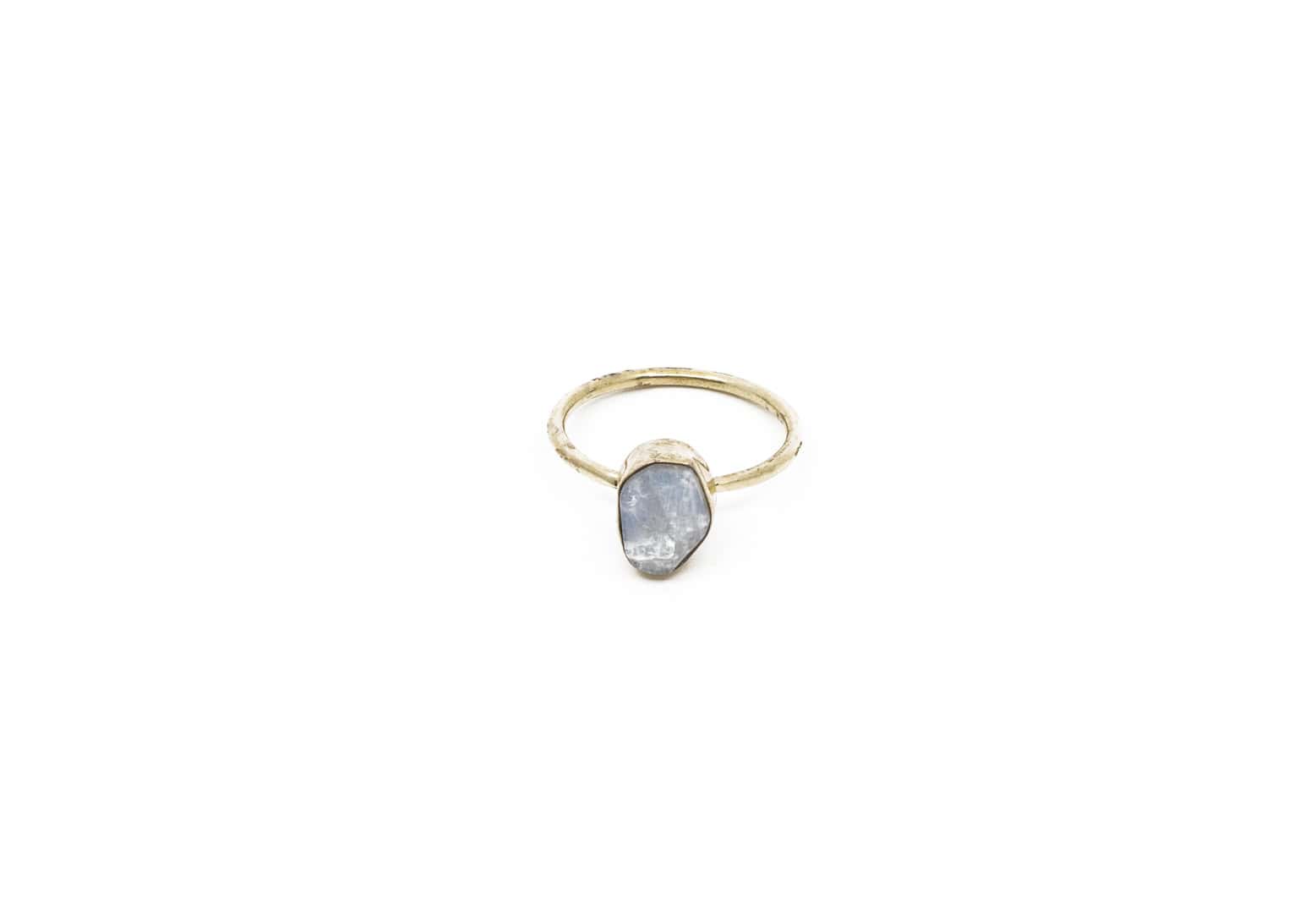 Ring Zola aus nickelfreiem Messing mit Halbedelstein