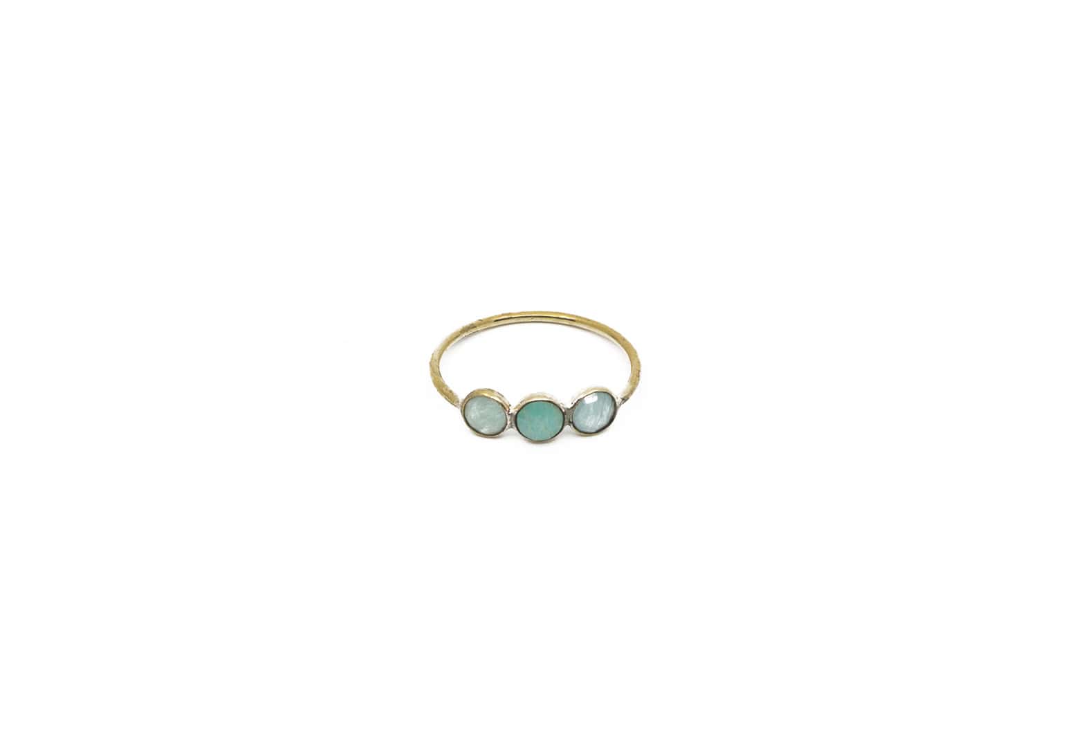 Ring Aila aus nickelfreiem Messing mit Halbedelstein