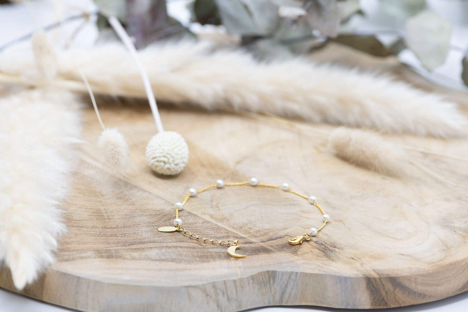 Armband Messing Vergoldet 24k mit Perlen und kleinem Halbmond