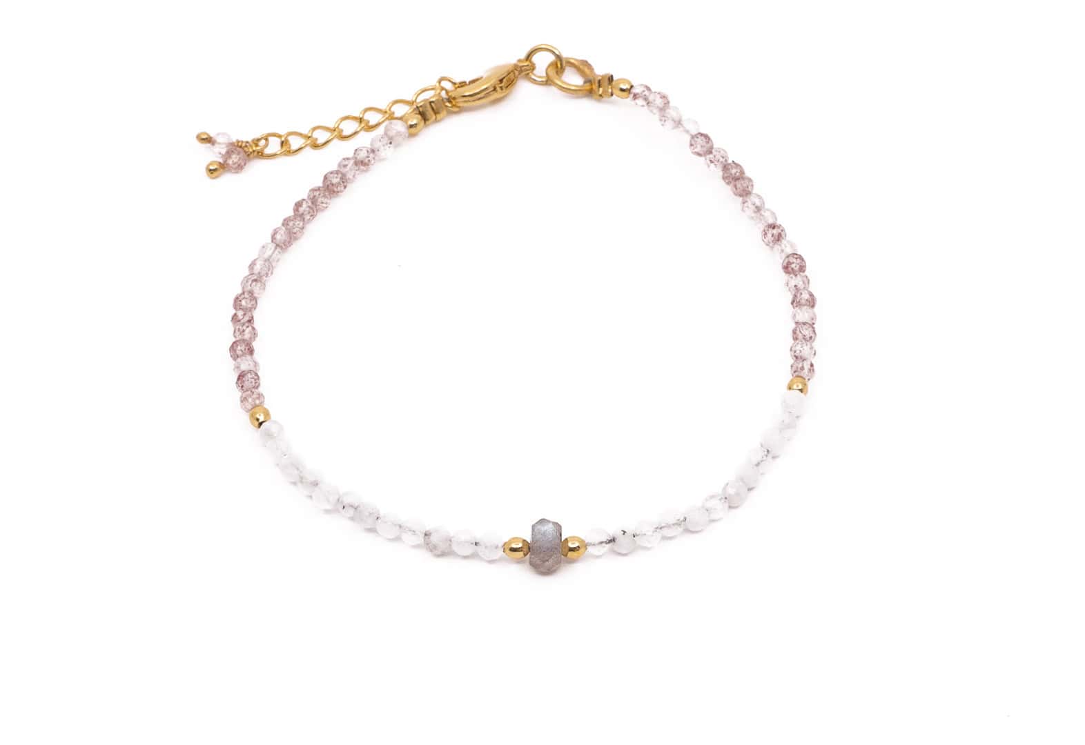 Armband mit Halbedelsteinen, kombiniert mit Messing Vergoldet; Rosenquarz, Bergkristall und Labradorit
