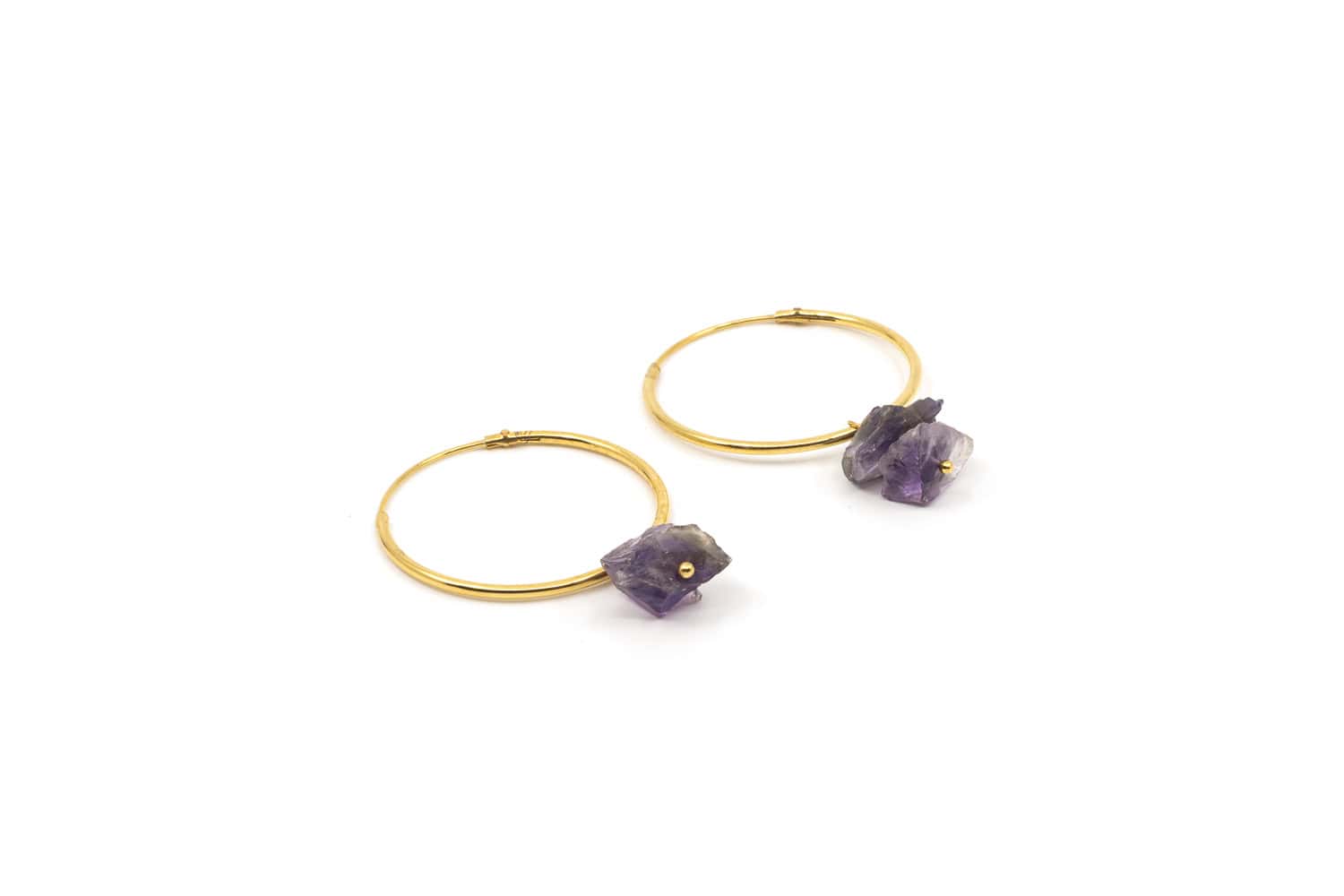 Schlichte Creole aus Messing 24k Vergoldet mit dem Halbedelstein Amethyst