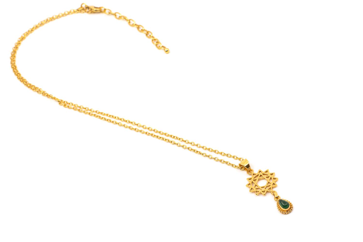 Halskette aus Messing 24k Vergoldet mit dem Herz Chakra Symbol