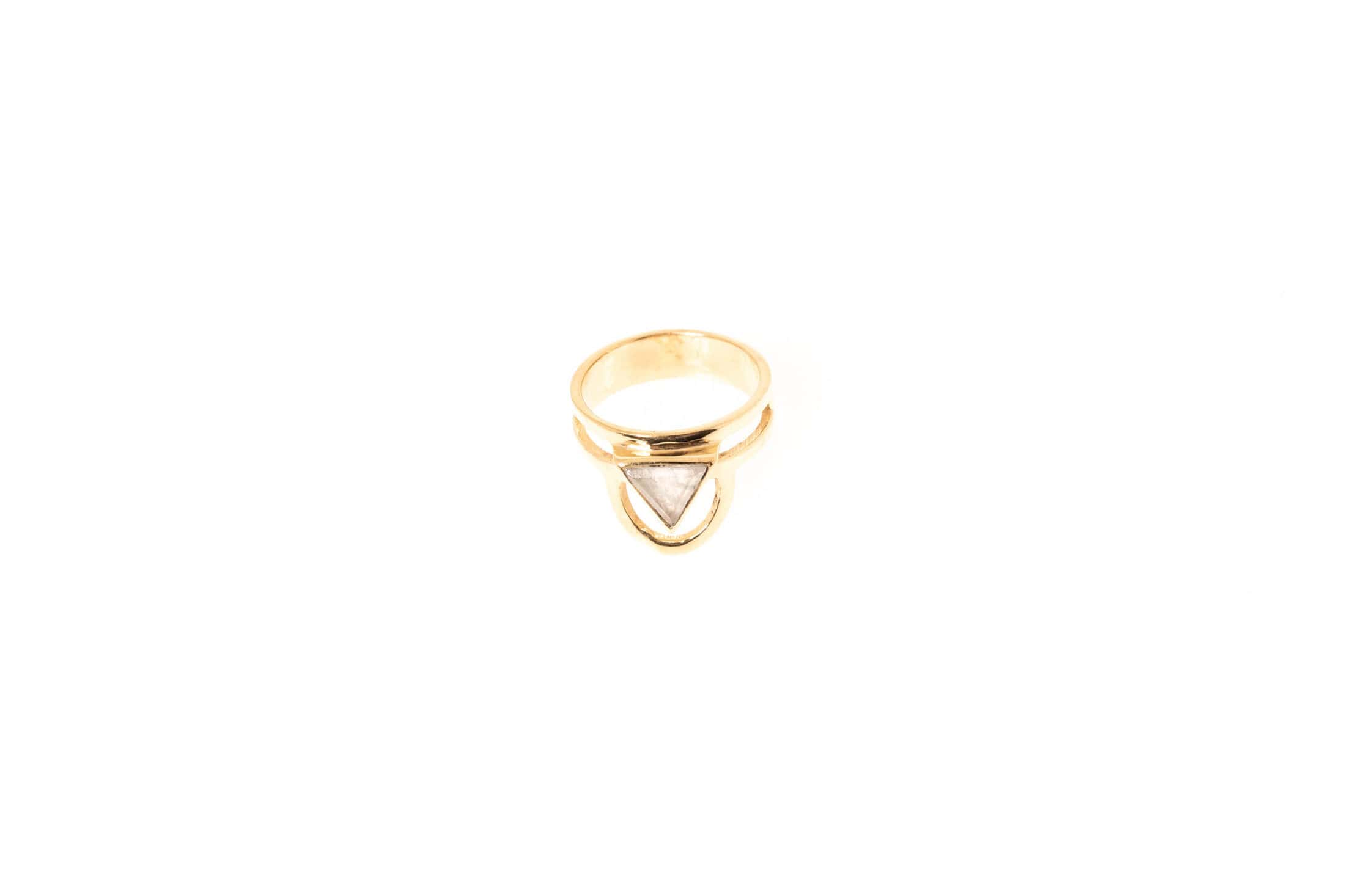 Ring Deva vergoldet mit Labradorit oder Mondstein