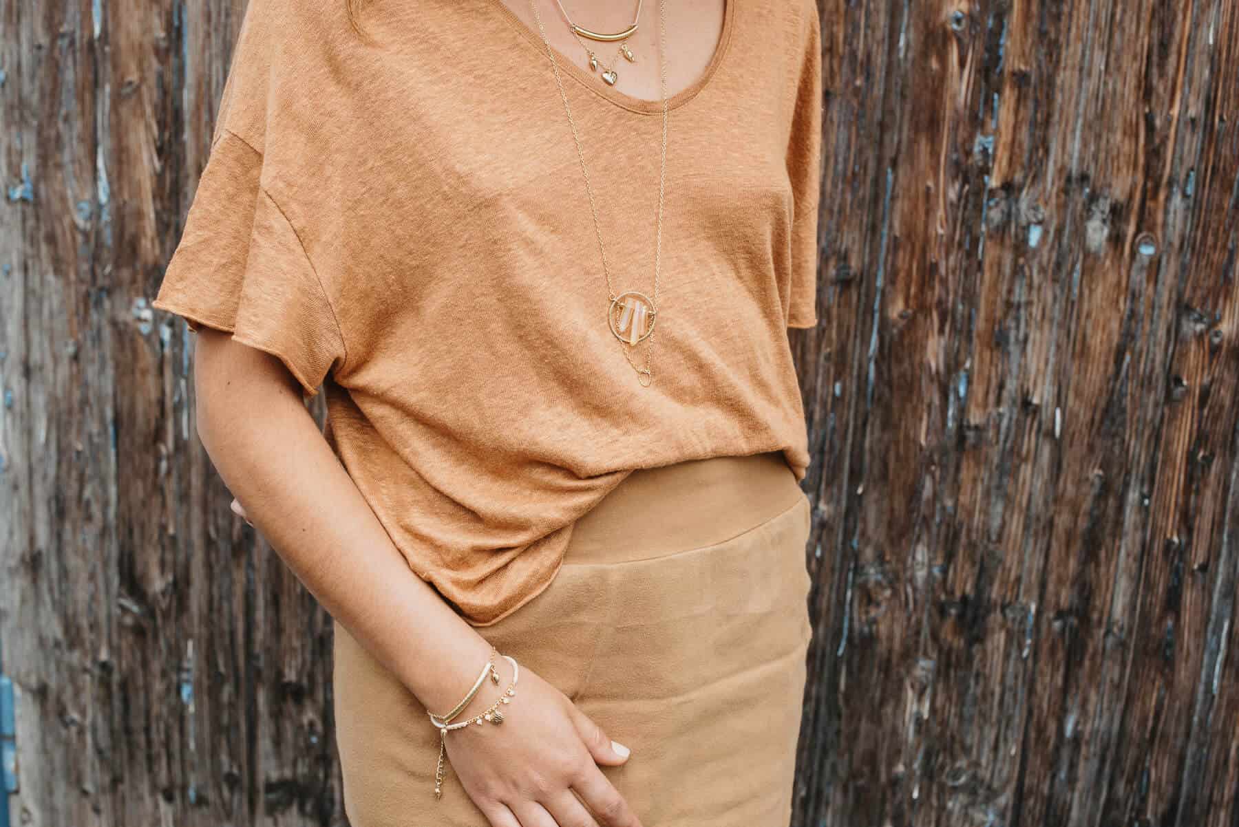 Healing Circle Necklace Gold