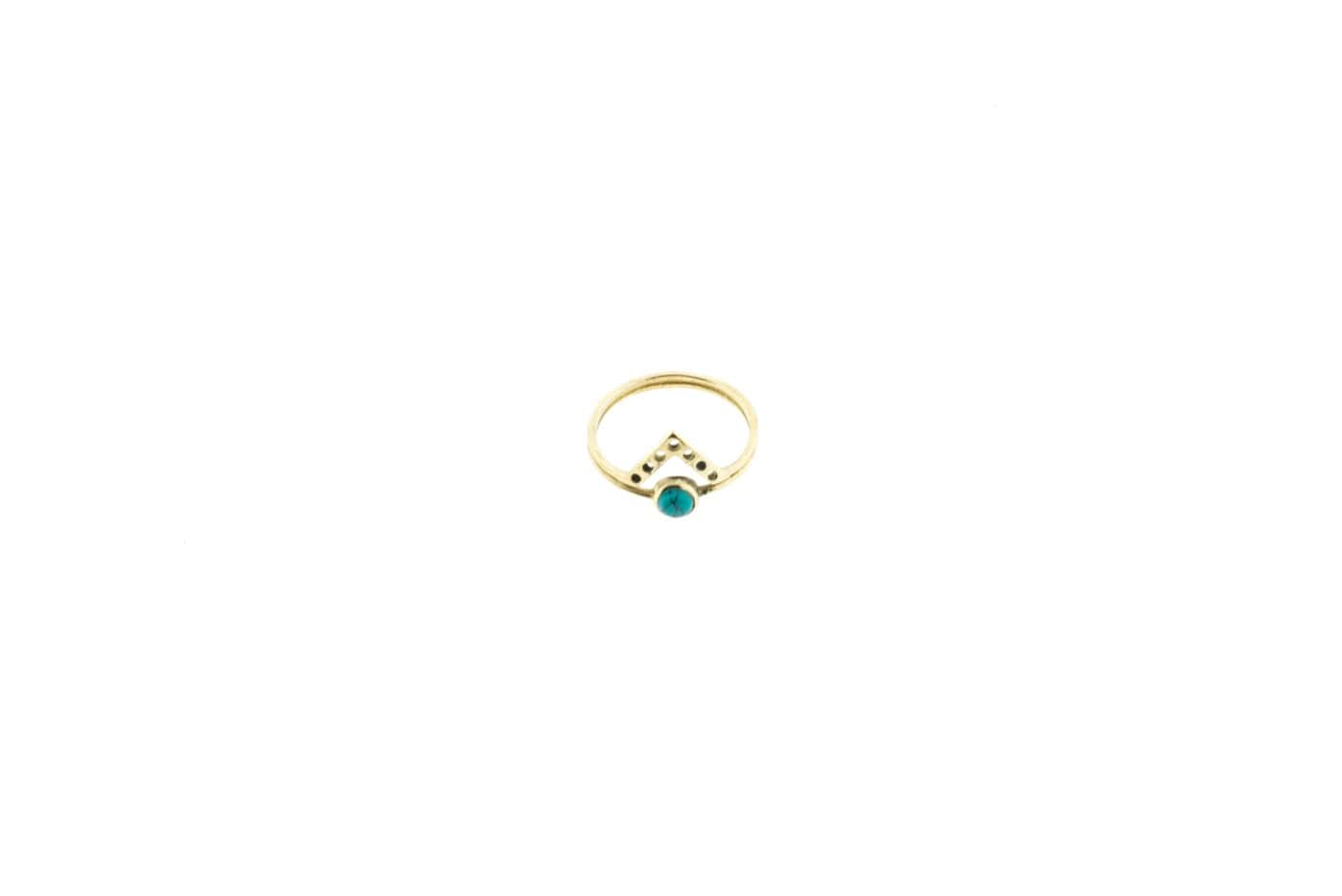 Lumara ring made of nickel-free brass with a semi-precious stone
