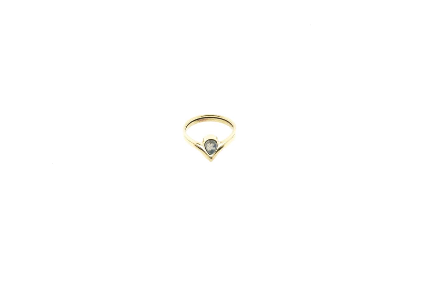Ring Ayana aus nickelfreiem Messing mit Halbedelstein