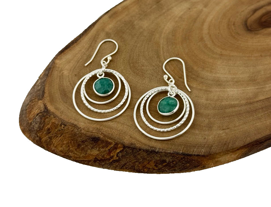 Elegante Statement-Ohrringe aus echtem 925 Silber mit grünem Aventurin – harmonisch, lebendig & voller Ausdruckskraft.