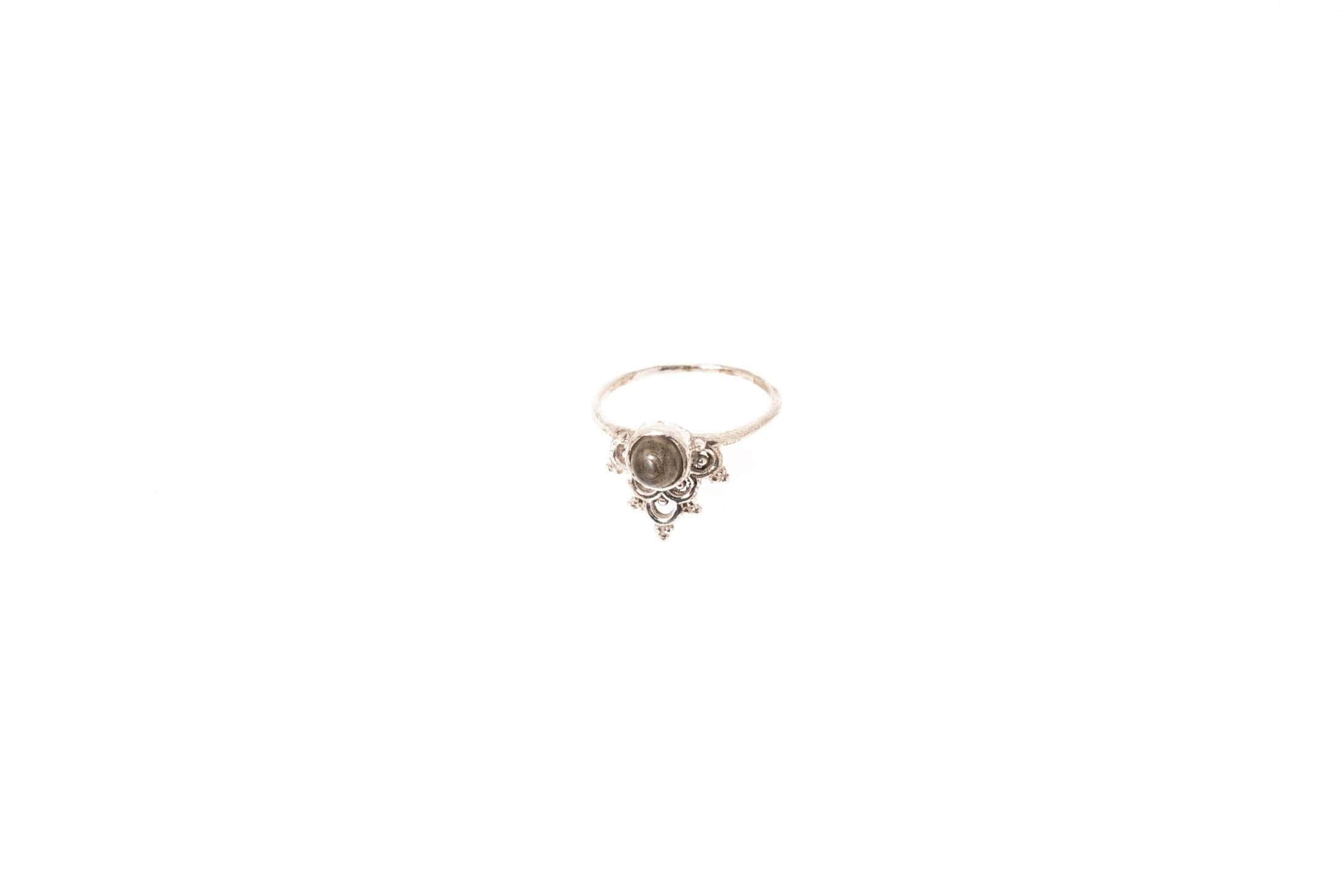 Ring Sila Silber mit Labradorit oder Mondstein