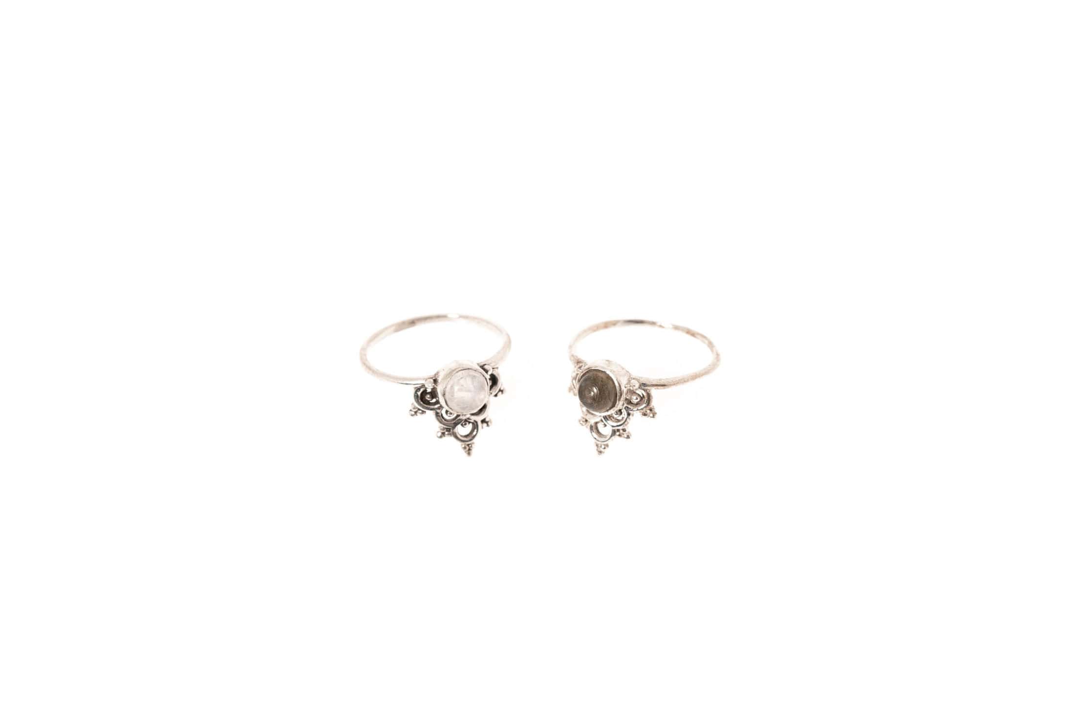 Ring Sila Silber mit Labradorit oder Mondstein