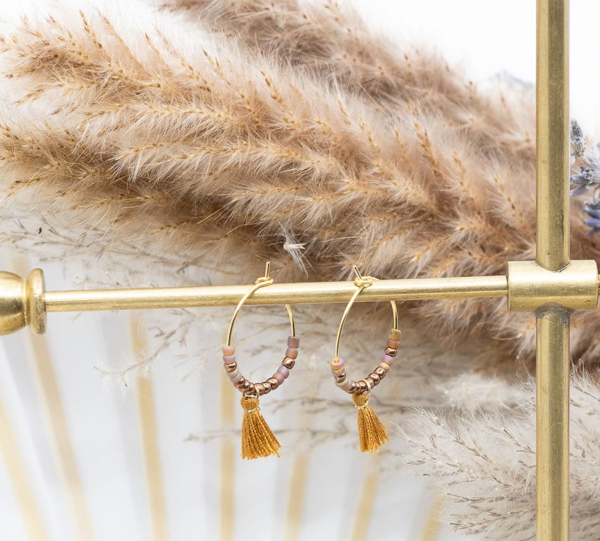 Diese Ohrringe "Gipsy Soul" sind aus Messing und 24k vergoldet.