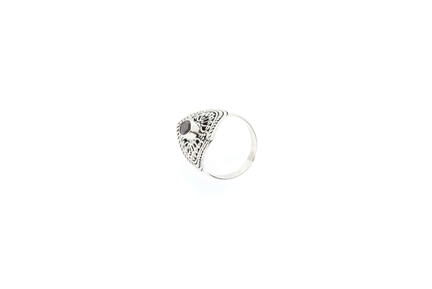 Ring Soria aus Sterling Silber 925 mit Granat