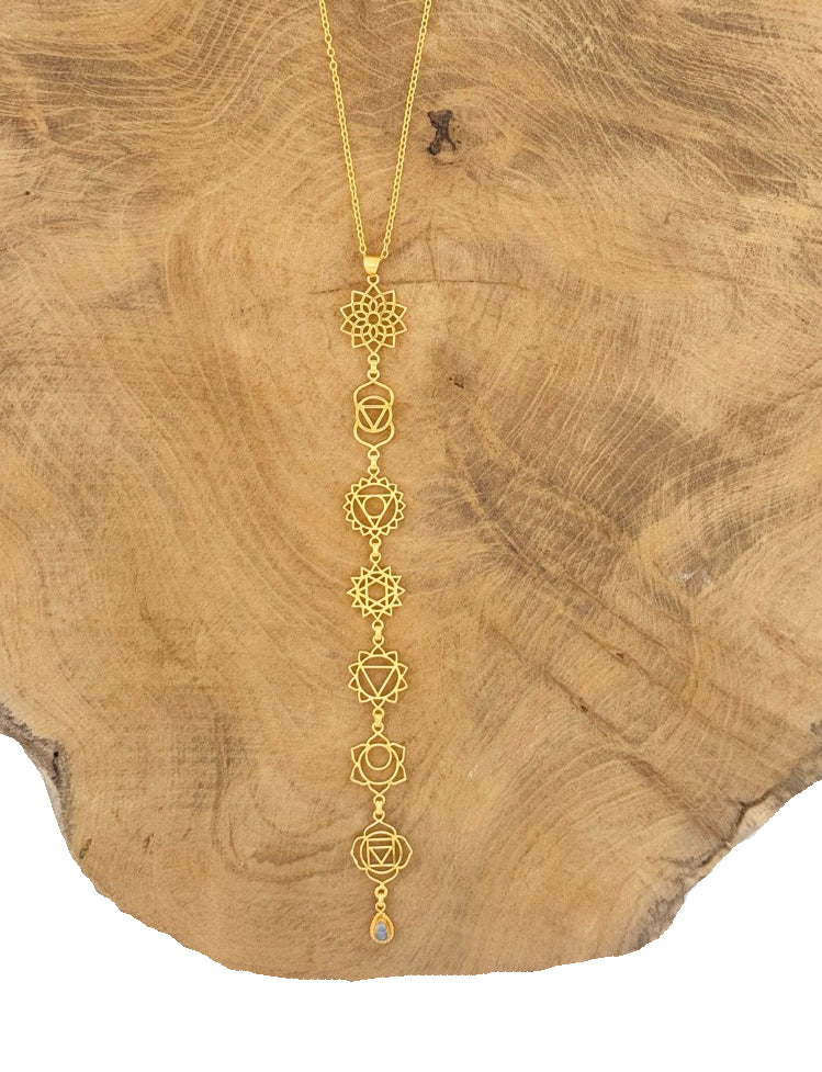 Halskette aus Messing 24k Vergoldet mit den 7 Chakra Symbolen