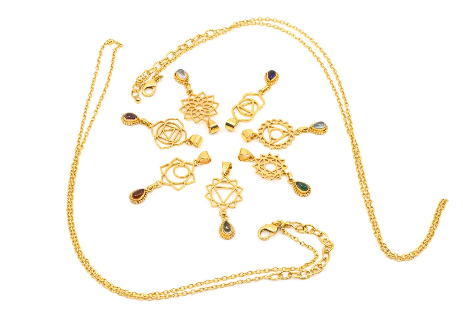 Halskette aus Messing 24k Vergoldet mit einem Chakra Symbol Anhänger