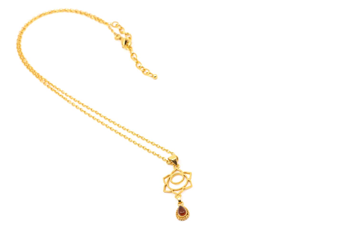 Halskette aus Messing 24k Vergoldet mit dem Sakral Chakra Symbol