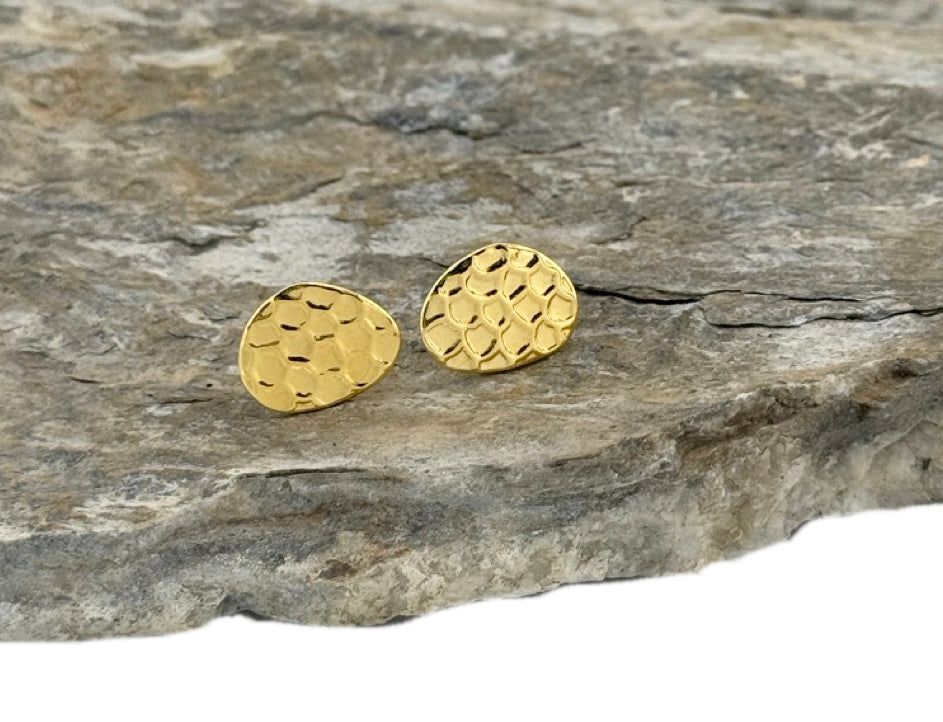 Hammered Circle Studs vergoldet