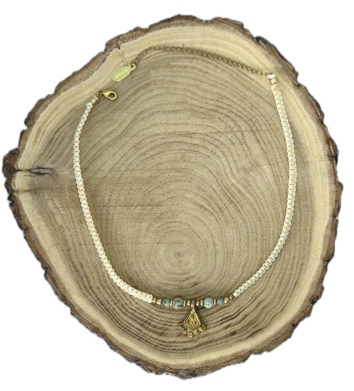 Makramee Choker Türkis mit Mandala Anhänger – spiritueller Boho Schmuck
