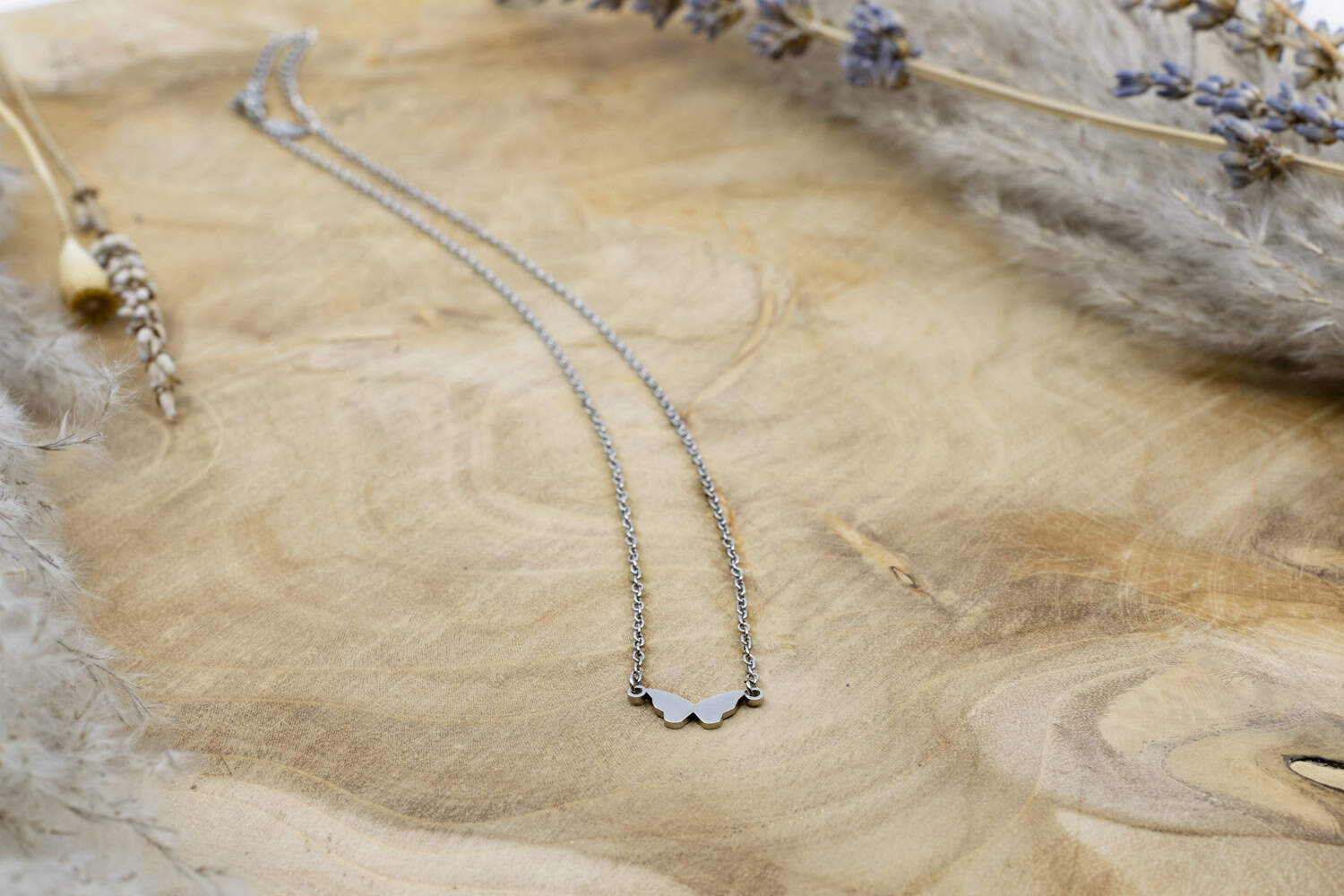 Halsketten Butterfly aus rostfreiem Stahl in Silber