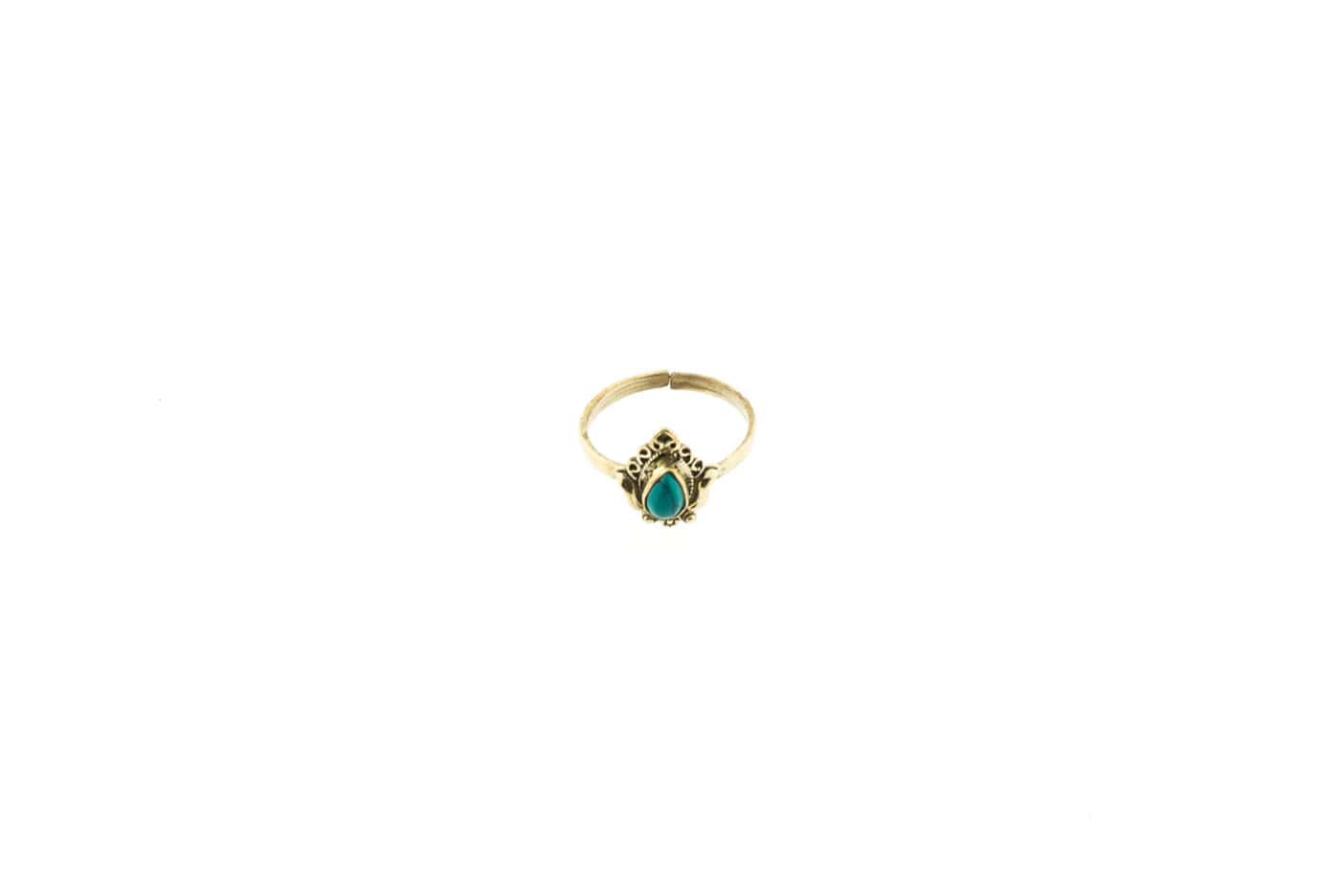 Ring Anara aus nickelfreiem Messing mit Halbedelstein