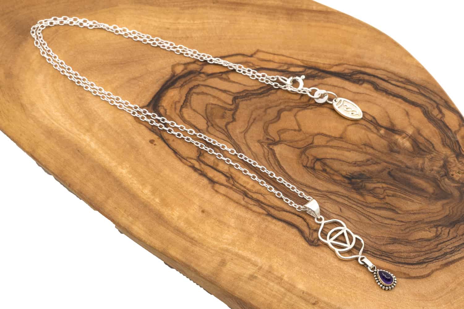 Halskette aus Silber 925 mit einem 3 Auge Chakra Symbol Anhänger