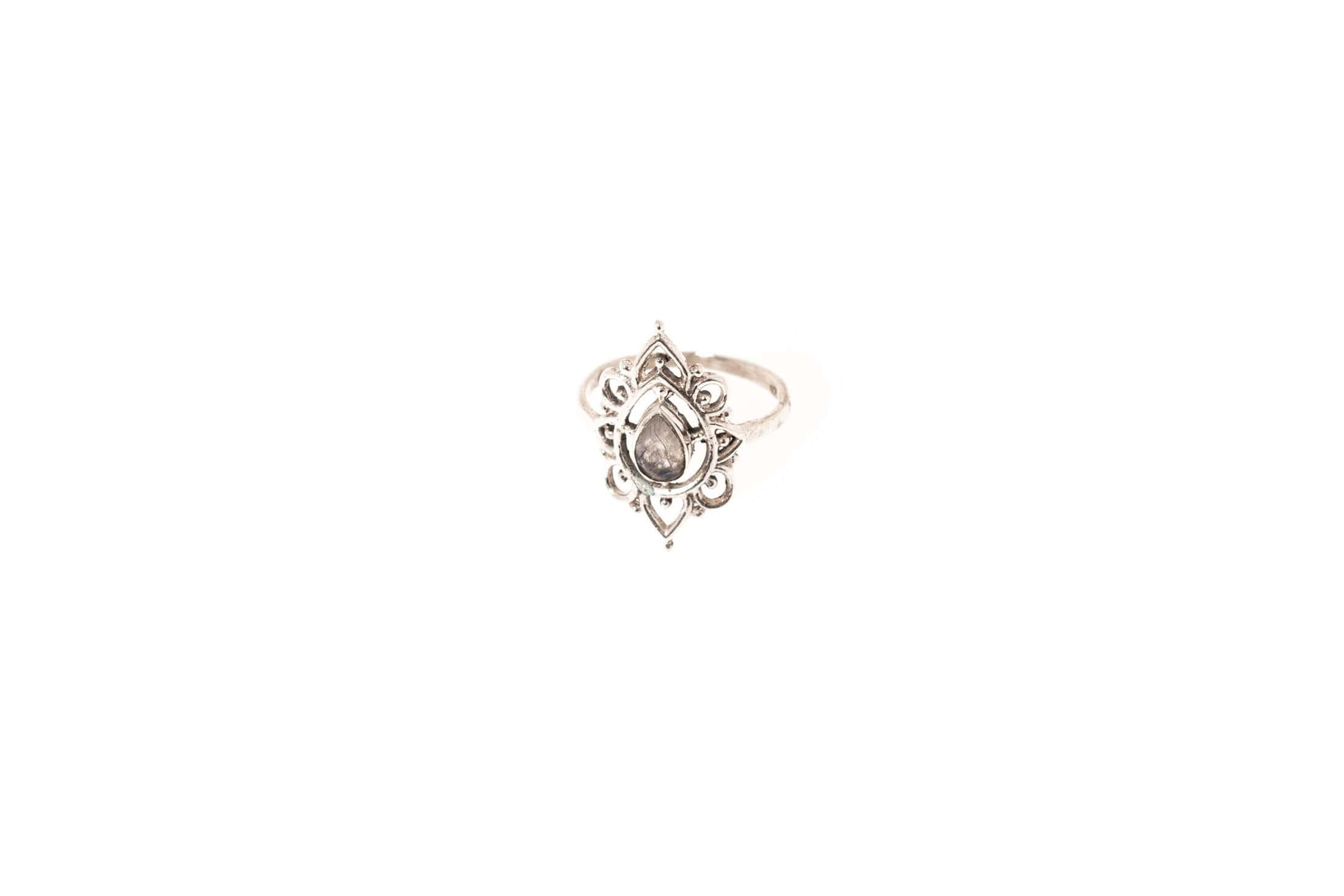 Ring Tula Silber mit Labradorit oder Mondstein