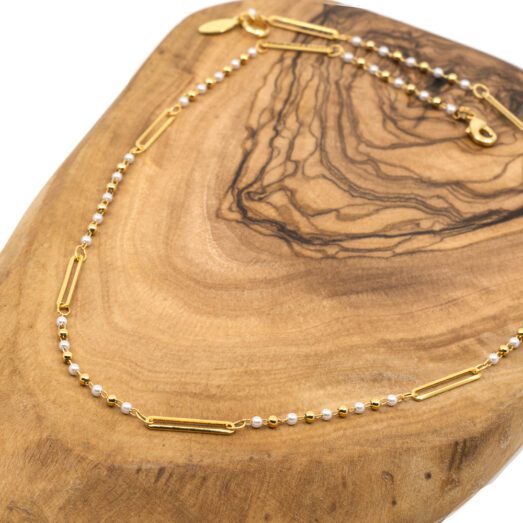 Halskette aus Messing 24k Vergoldet mit kleinen Perlen
