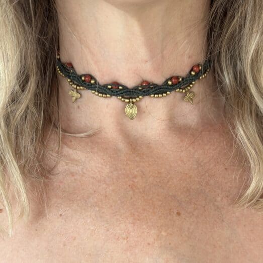 Makramee Choker "Eva Green" mit dem Halbedelstein Roter Jaspis