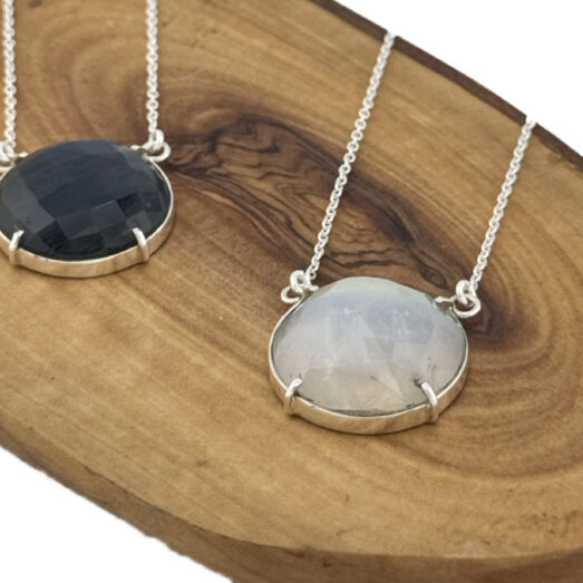 Silberkette mit rundem Mondstein und Labradorit
