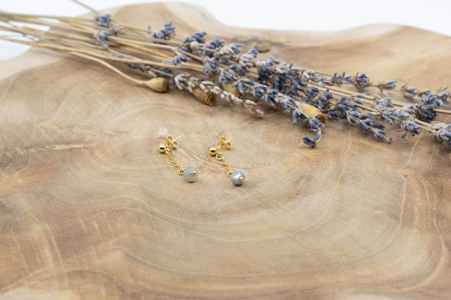 Ohrringe Cloud aus Messing 24k Vergoldet mit Labradorite