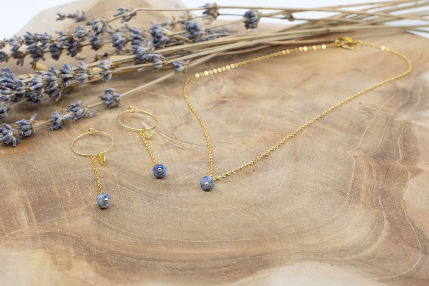 Halskette & Ohrringe Sky aus Messing 24k Vergoldet mit Lapislazuli