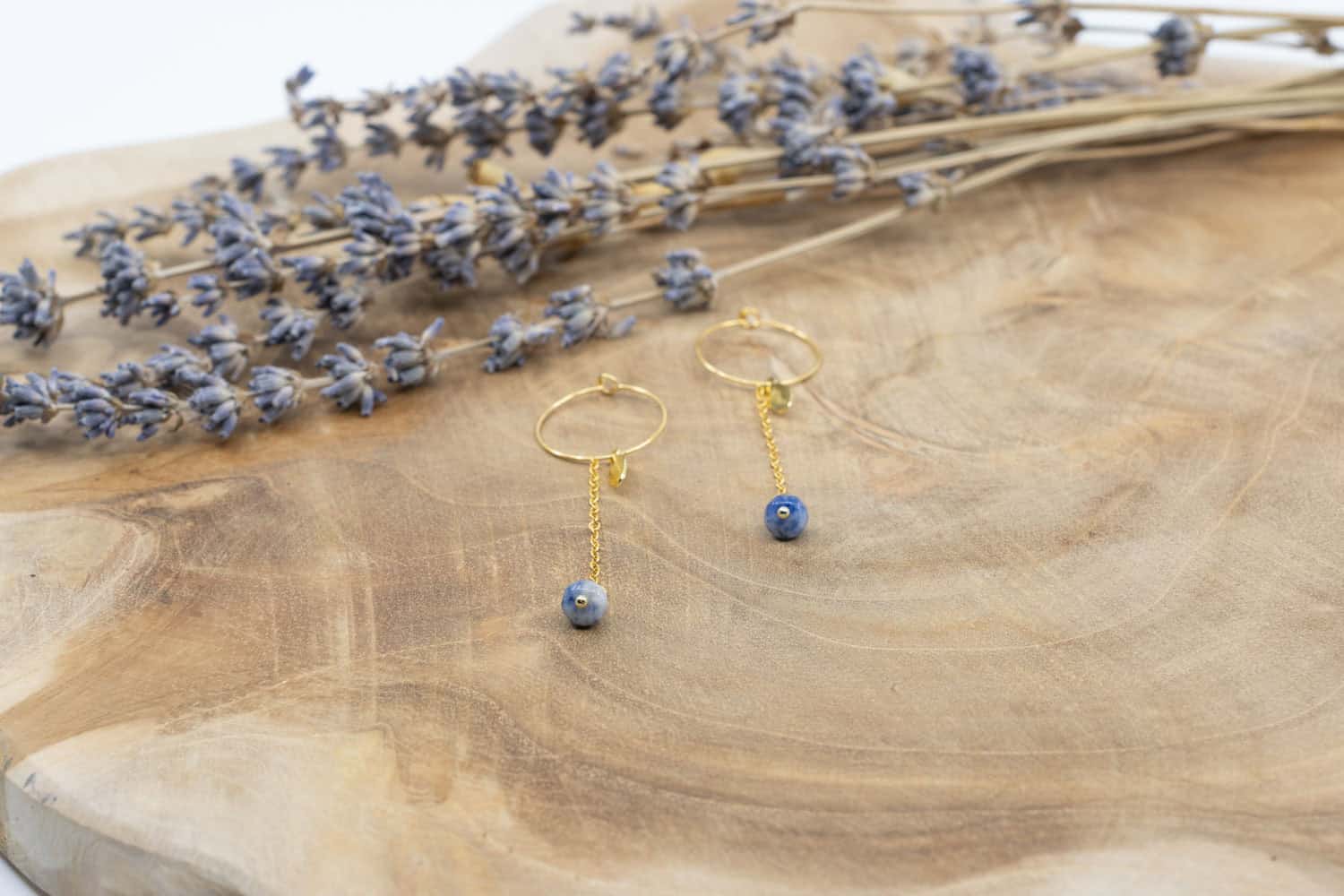 Ohrringe Sky aus Messing 24k Vergoldet mit Lapislazuli
