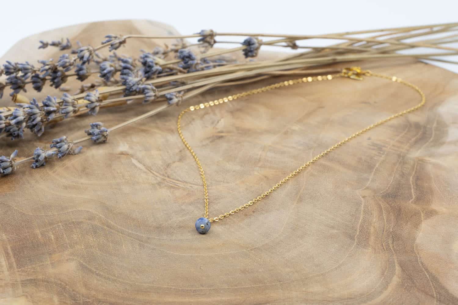 Halskette Sky aus Messing 24k Vergoldet mit Lapislazuli