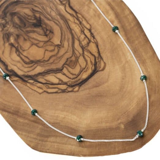 Halskette aus Silber 925 mit grünen Halbedelsteinen Aventurin und Emerald